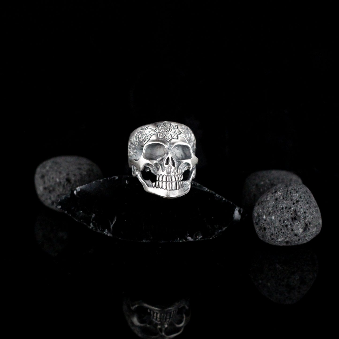 Sterling Silver Unique Skull Ring