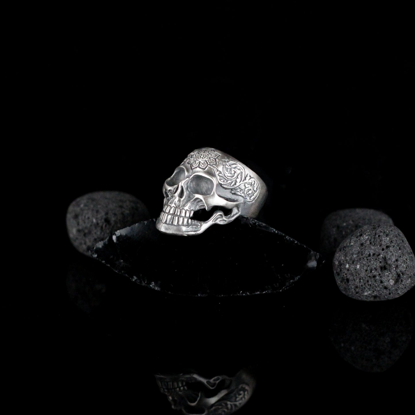 Sterling Silver Unique Skull Ring